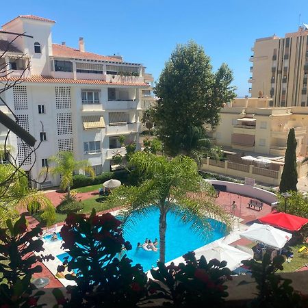 Апартаменти Carihuela Plaza Del Remo Торремолінос Екстер'єр фото