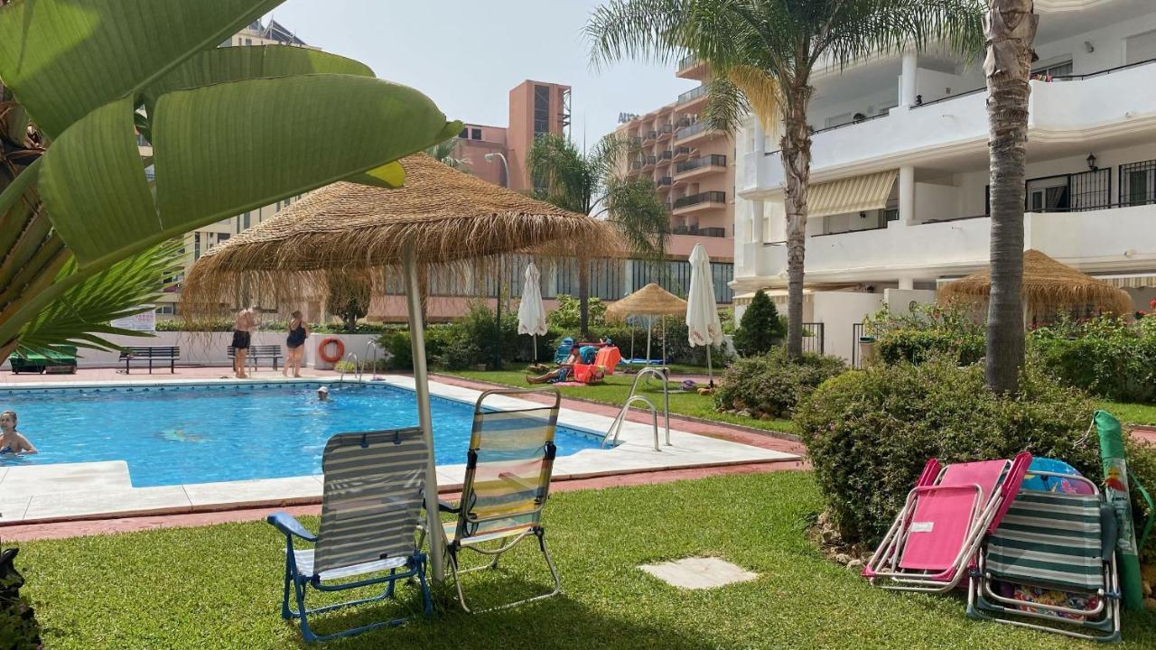 Апартаменти Carihuela Plaza Del Remo Торремолінос Екстер'єр фото